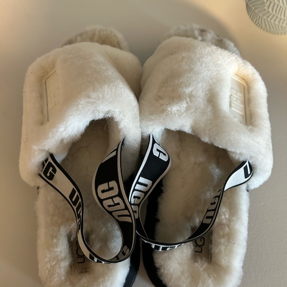 UGG open toe slippers - Picture 4 of 5